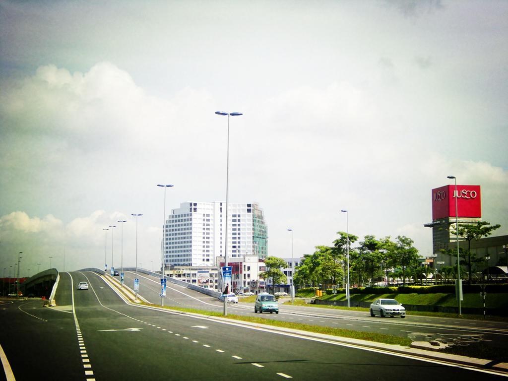 Hotel Time Johor Bahru Exterior foto